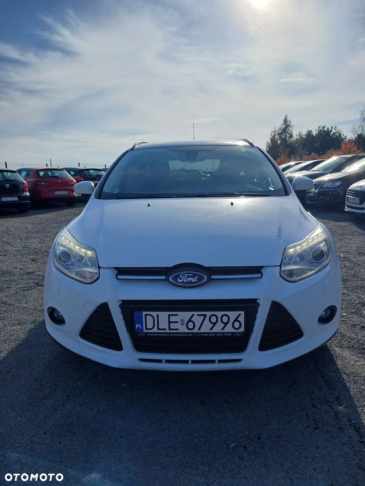 Ford Focus 2014 photo 2
