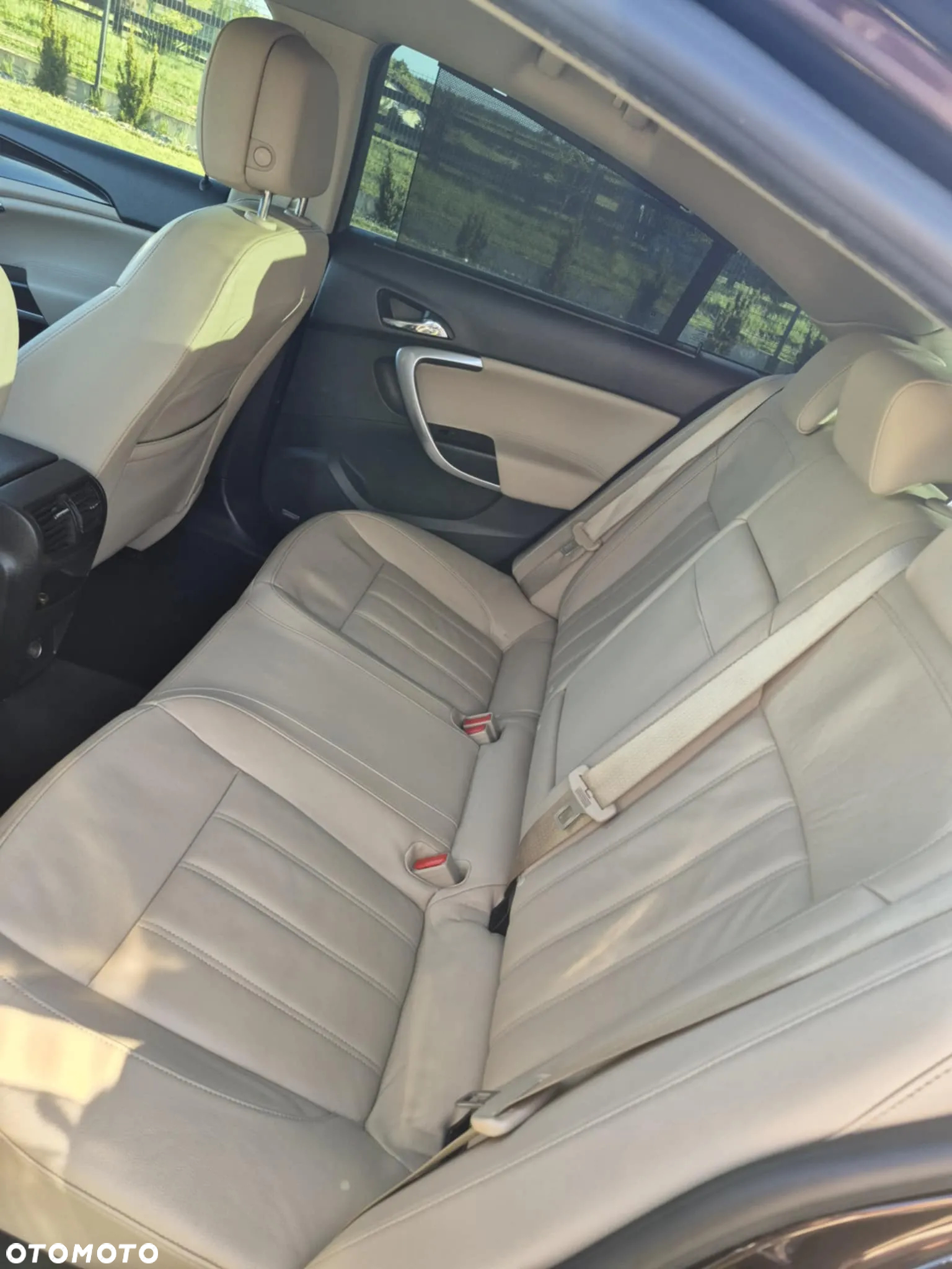 Opel Insignia - 21