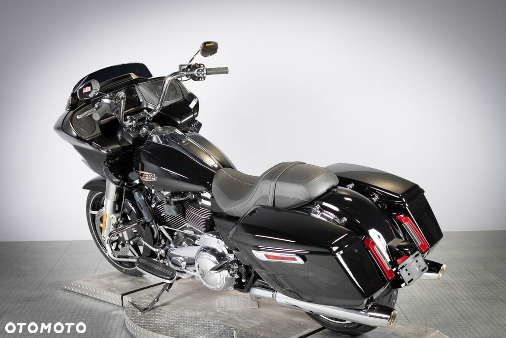 Harley-Davidson Touring Road Glide - 5