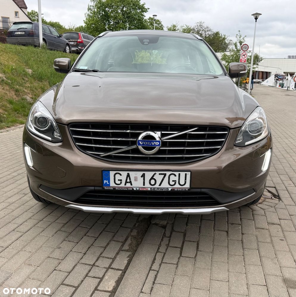 Volvo XC 60 D5 AWD Summum - 2