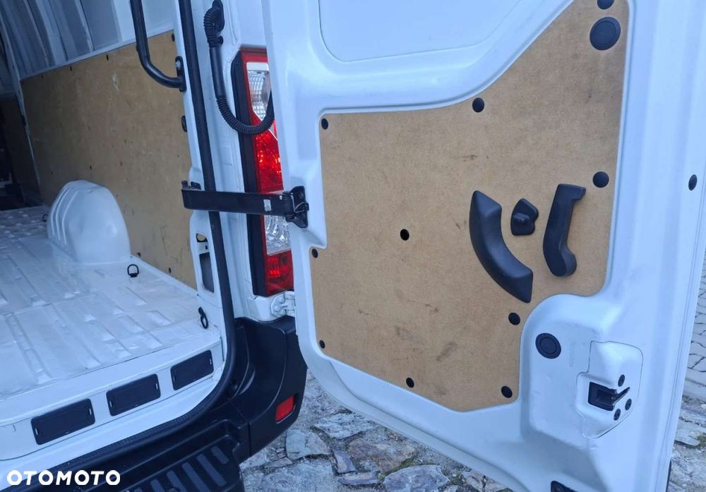 Renault Master - 31