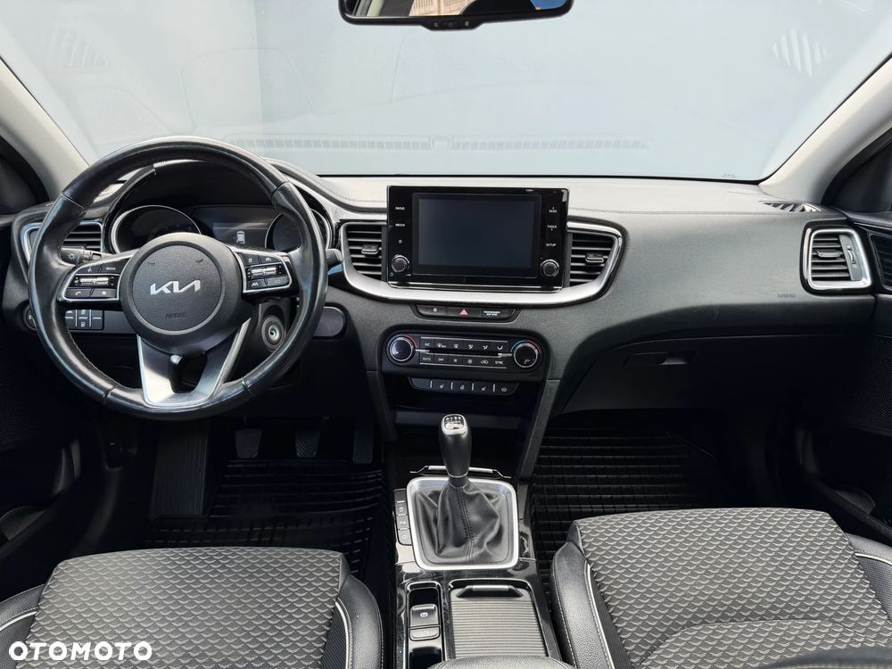 Kia Ceed 1.5 T-GDI L - 27