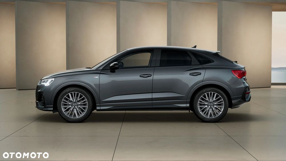 Audi Q3 Sportback - 4