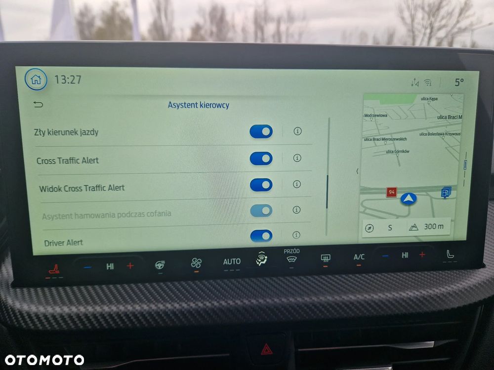 Ford Kuga 2.5 FHEV AWD ST-Line X eCVT - 28