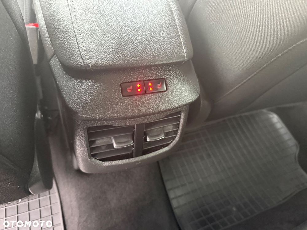 Ford Mondeo 2.0 TDCi Titanium - 22