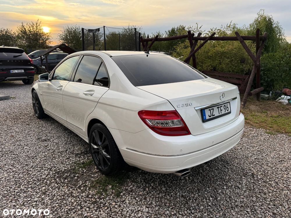 Mercedes-Benz Klasa C 250 CDI Avantgarde Edition - 10