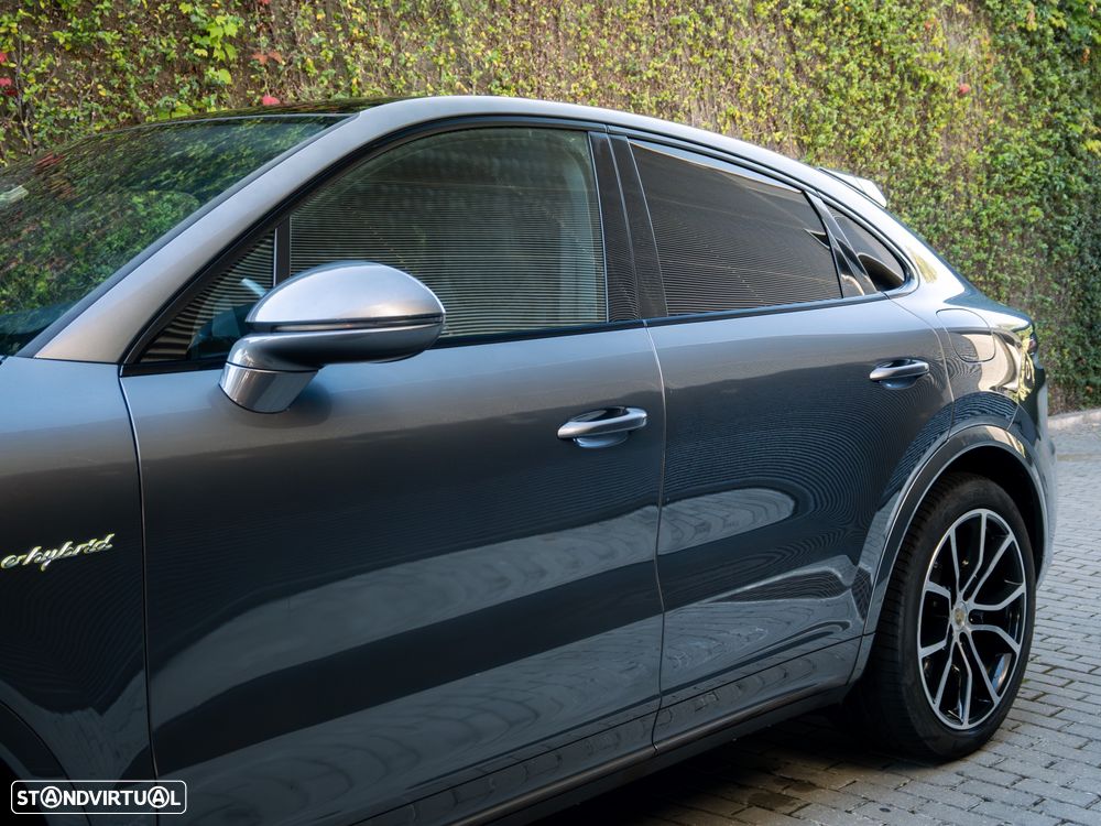 Porsche Cayenne Coupé Turbo S E-Hybrid - 6