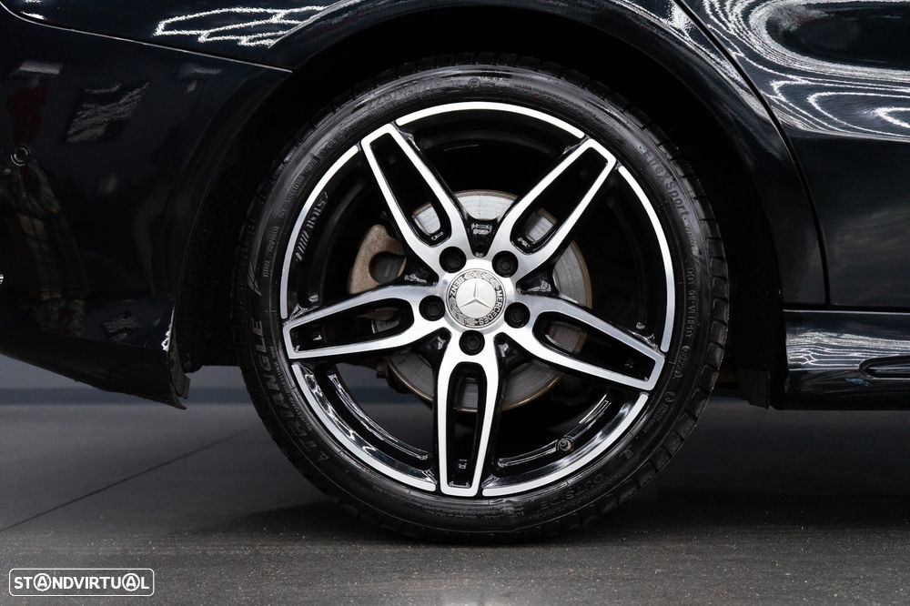 Mercedes-Benz CLA 220 d Shooting Brake AMG Line Aut. - 15