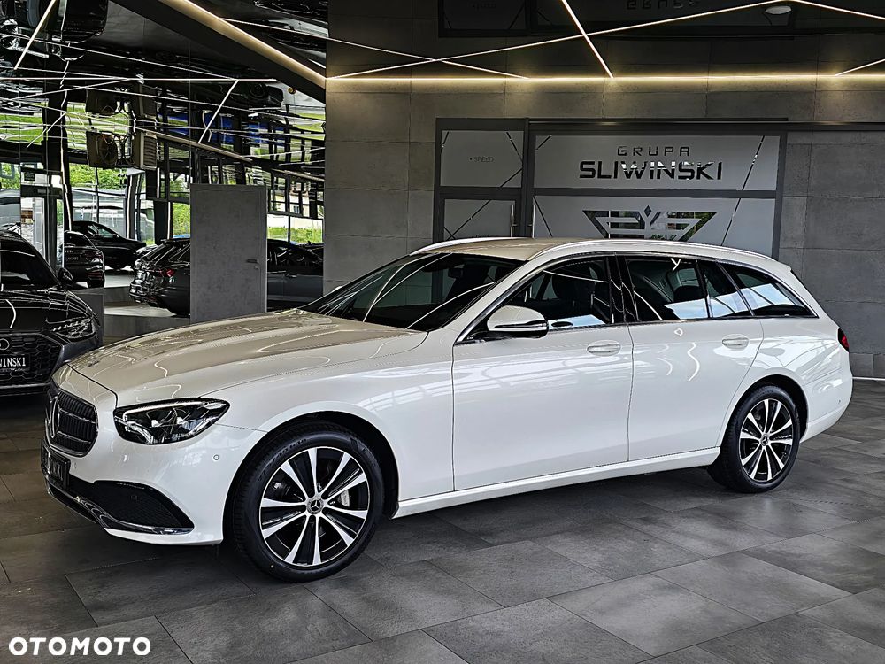 Mercedes-Benz Klasa E 300 de 4Matic 9G-TRONIC Avantgarde - 4