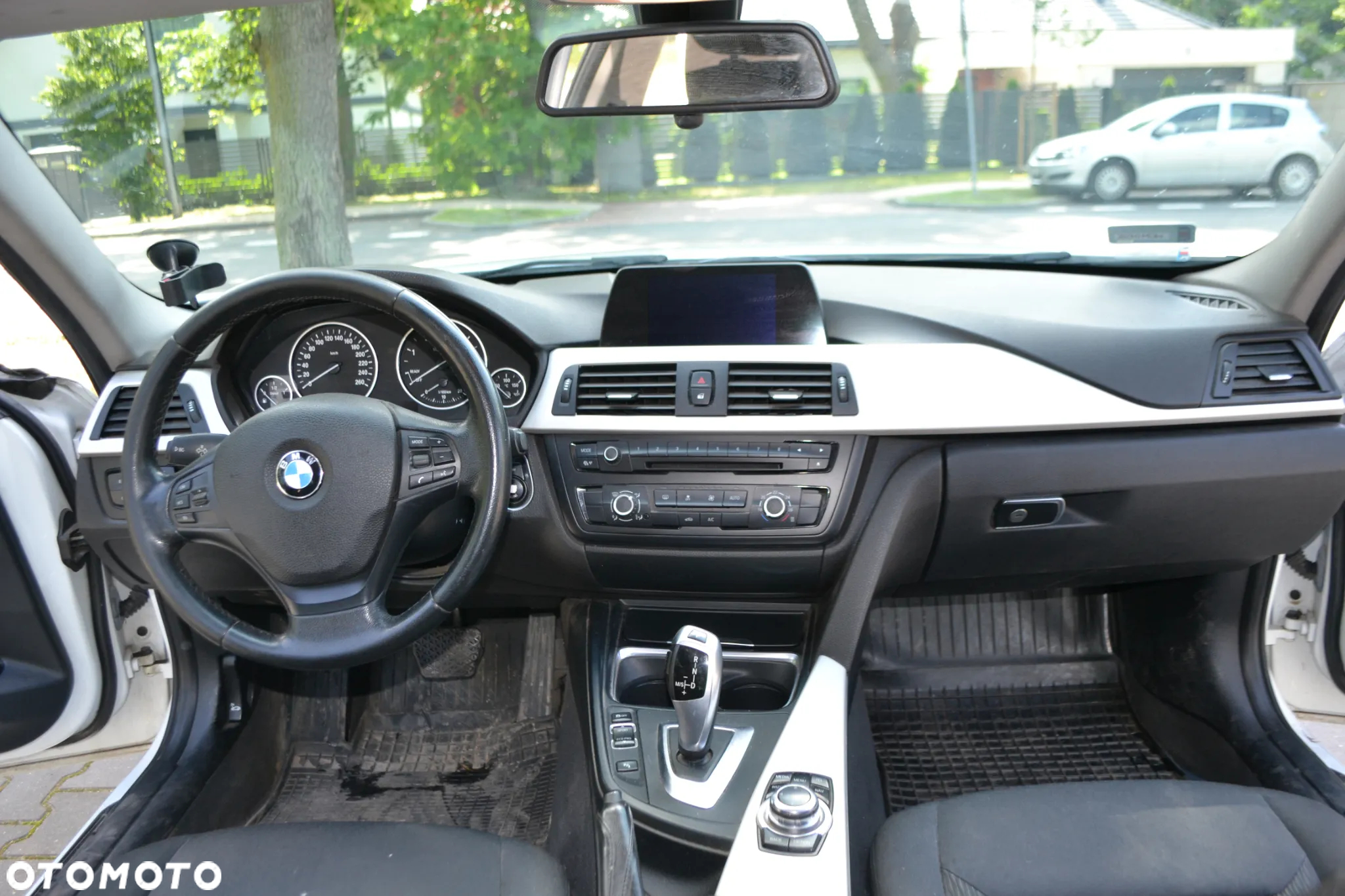 BMW Seria 3 - 30