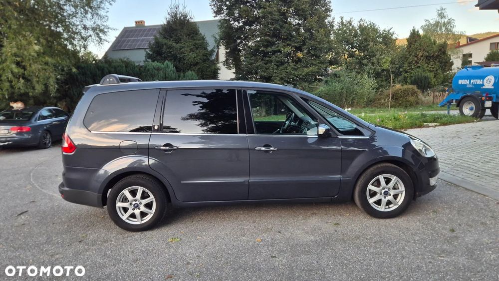 Ford Galaxy 2.0 TDCi Ghia - 8