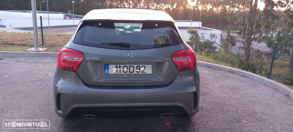 Mercedes-Benz A 180 - 4