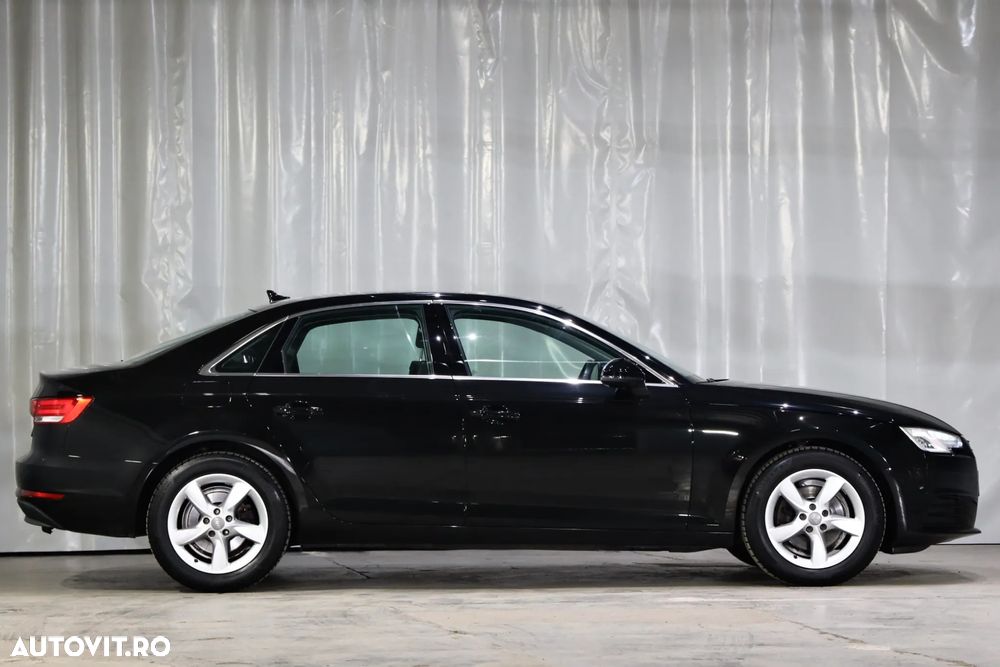 Audi A4 2.0 TDI DPF Ambiente - 38