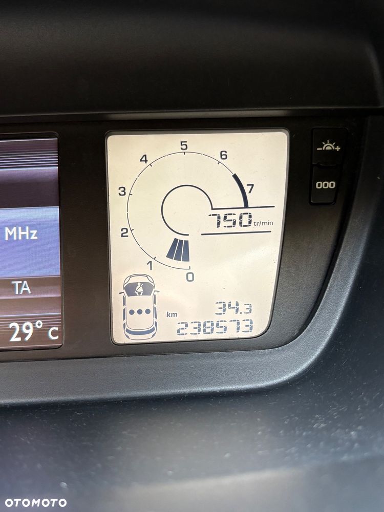Citroën C4 Picasso 1.6 VTi Seduction - 10