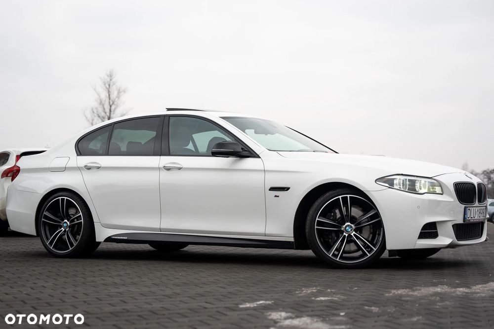 BMW Seria 5 M550d xDrive Sport-Aut - 8