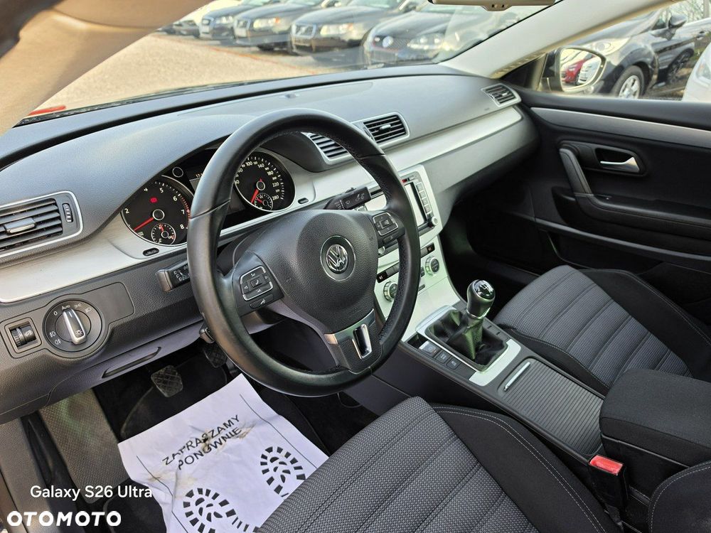Volkswagen Passat CC - 27