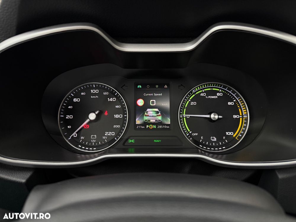 MG ZS EV Luxury - 17