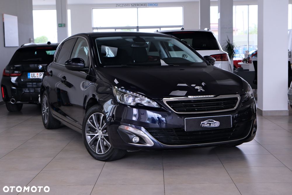 Peugeot 308 - 1
