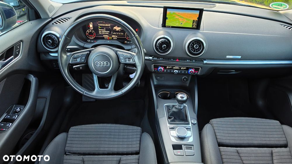 Audi A3 Sportback - 8