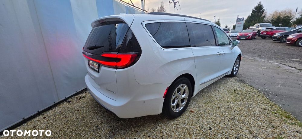 Chrysler Pacifica - 18