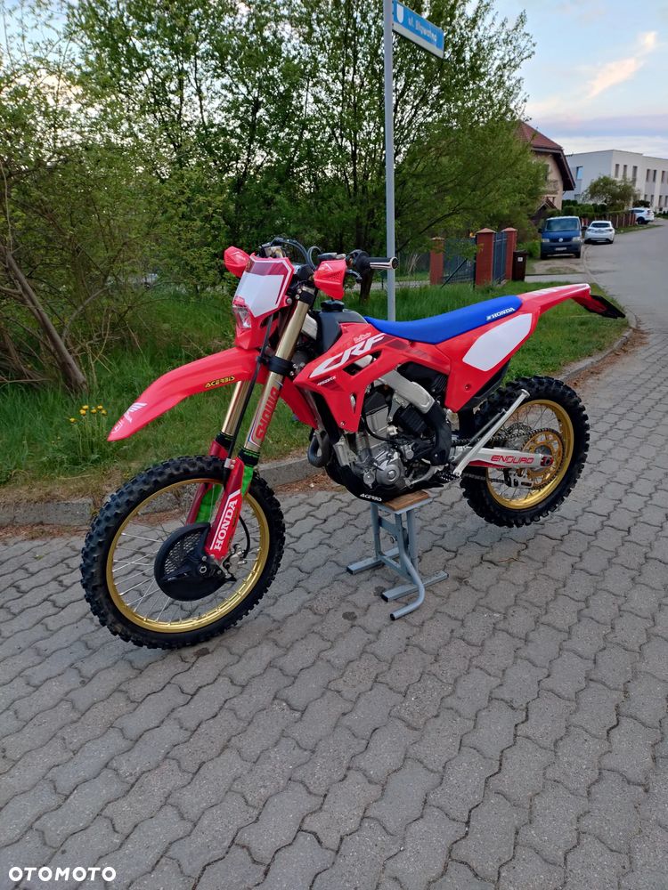 Honda CRF - 3