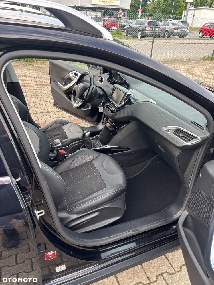Peugeot 2008 82 VTI Allure - 11