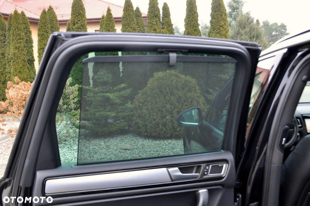 Volkswagen Touareg - 23