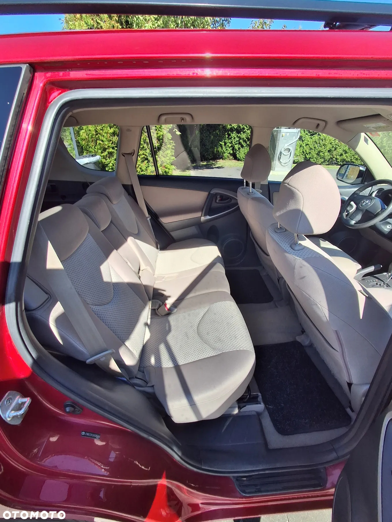 Toyota RAV4 - 11