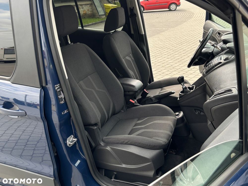 Ford Tourneo Connect Grand - 10
