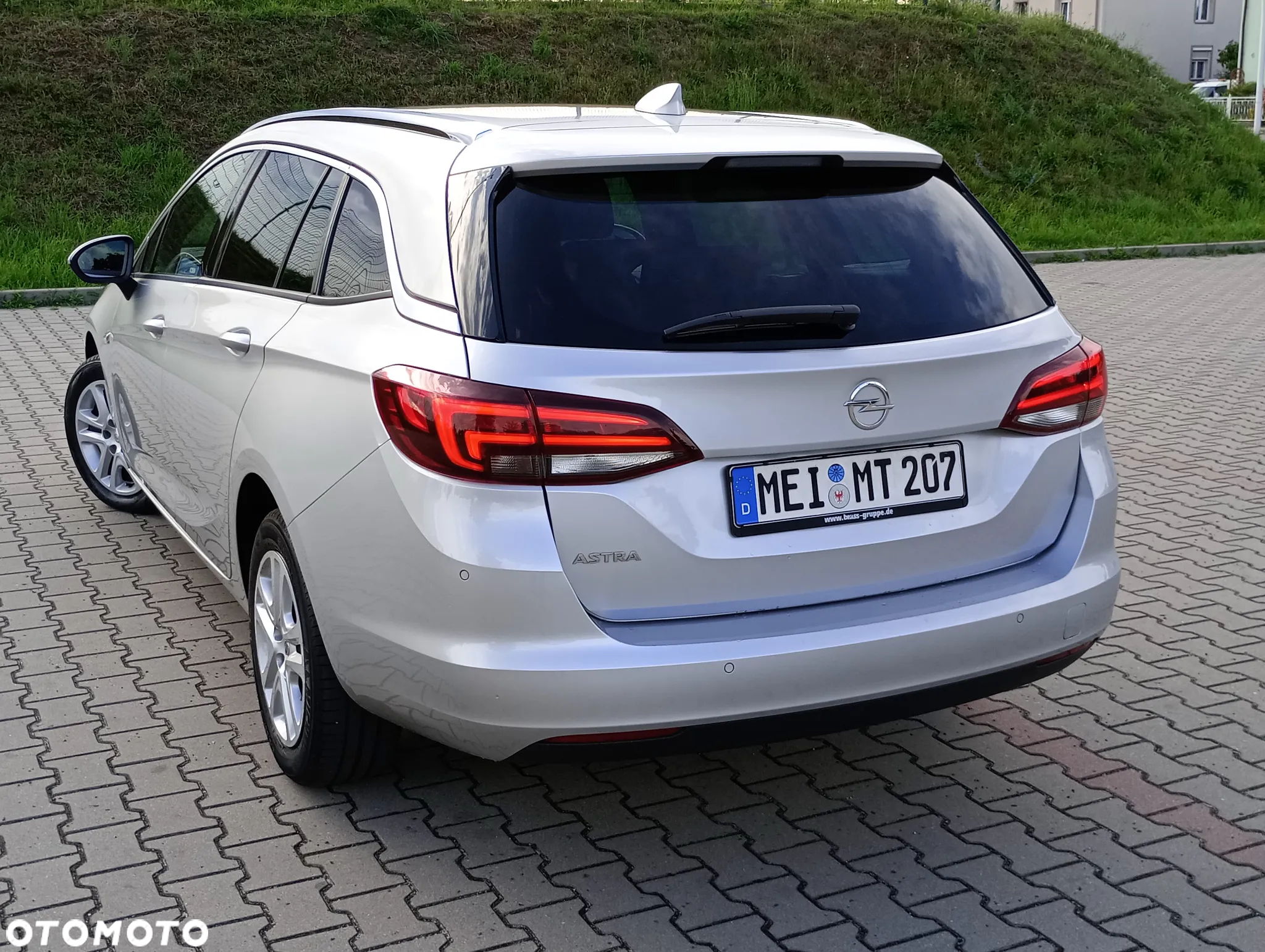 Opel Astra 1.6 D (CDTI) Start/Stop Sports Tourer Innovation - 5
