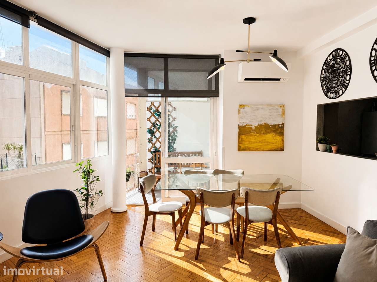 Apartamento T2 na R. Marcos de Portugal - Grande imagem: 3/17