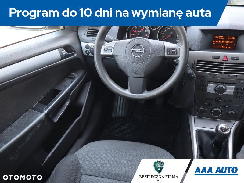 Opel Astra - 9