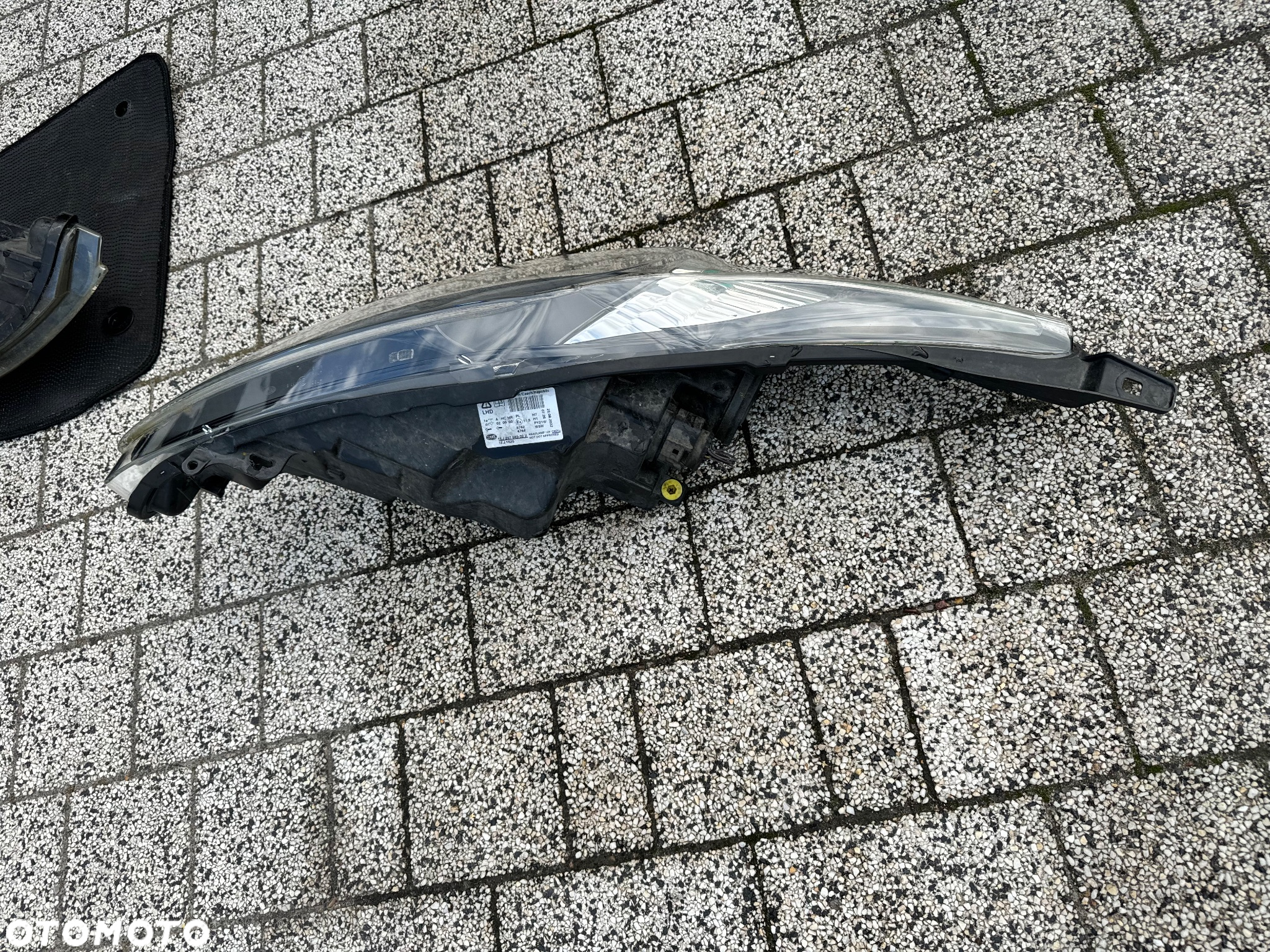 FORD FIESTA MK7 LAMPA PRZOD PRAWA LEWA EUROPA - 9