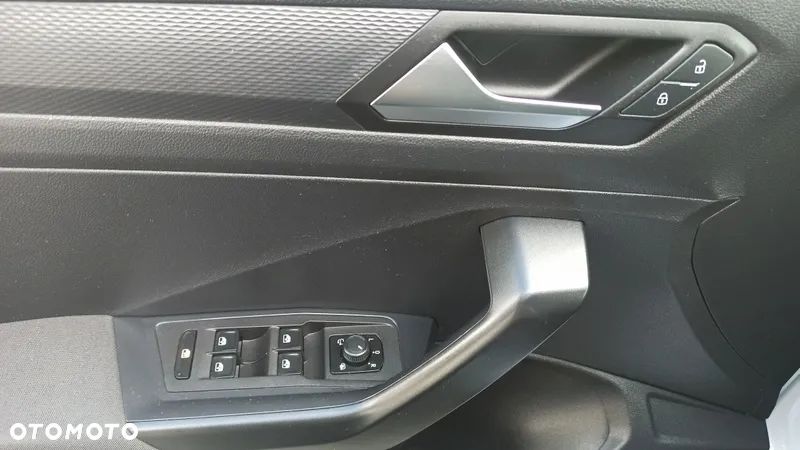 Volkswagen T-Roc 1.5 TSI Life Plus - 28