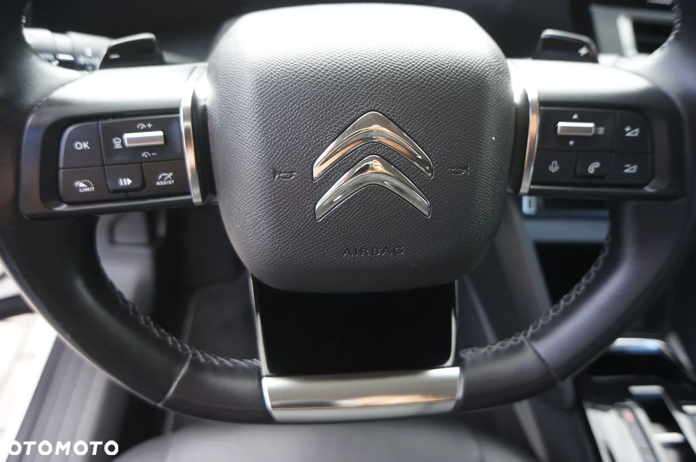 Citroën C4 BlueHDi 130 Stop&Start EAT8 SHINE - 23