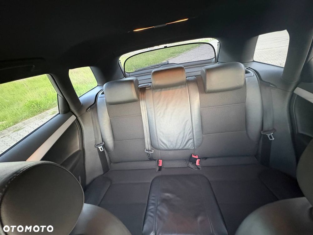 Audi A3 Sportback 2.0 TDI DPF Quattro Attraction - 21