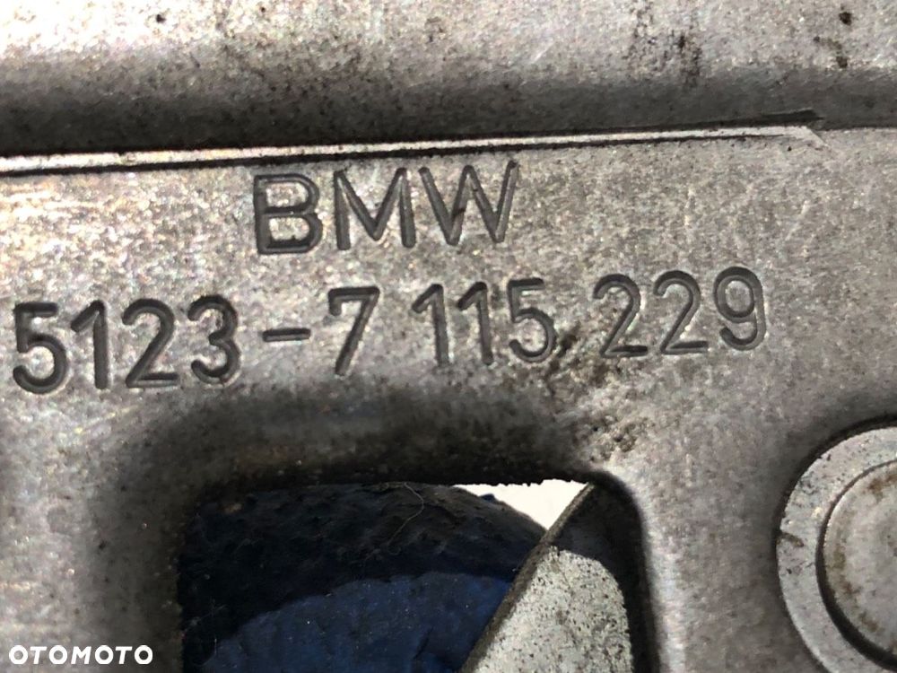 ZAMEK MASKI LEWY  BMW X1 (E84) 2009 - 2015 xDrive 20 d 135 kW [184 KM] olej napędowy 2012 - 2015 - 4