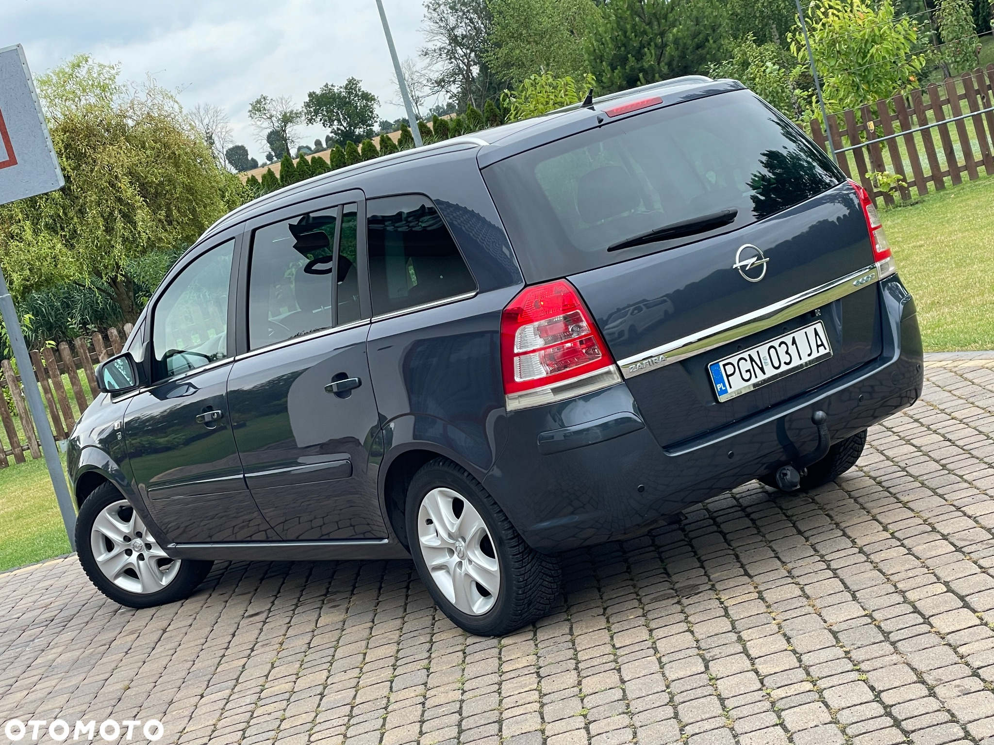 Opel Zafira 1.6 ECOFLEX Edition 111 Jahre - 4