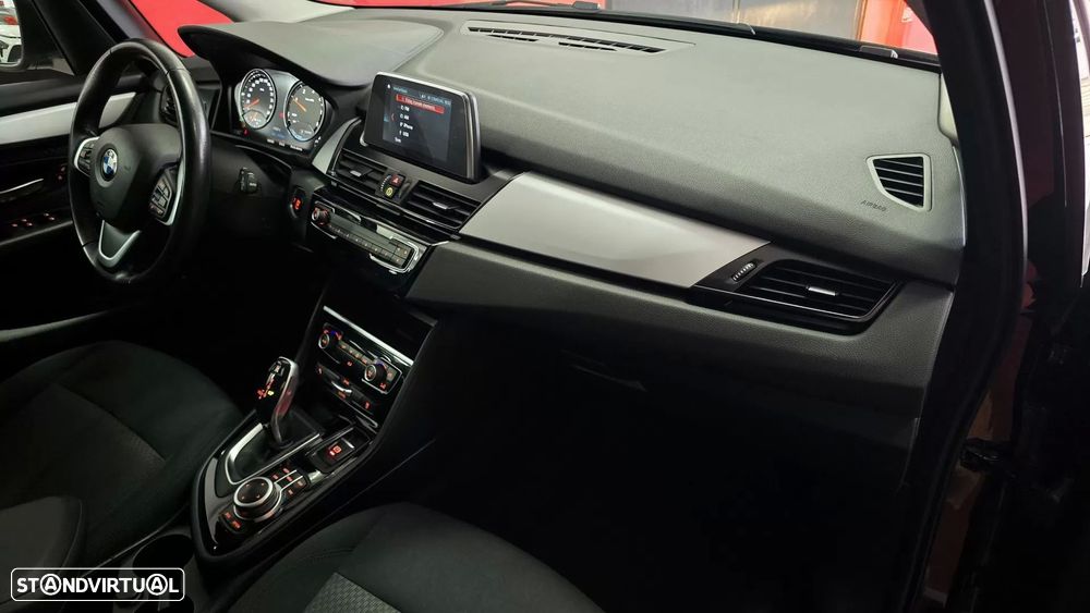 BMW 216 Active Tourer d Advantage Auto - 56