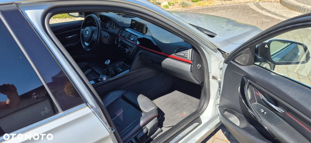 BMW Seria 3 320d - 13