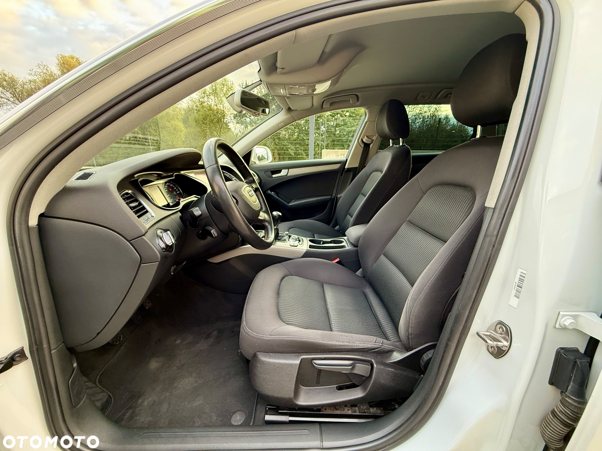 Audi A4 Avant 2.0 TDI - 15