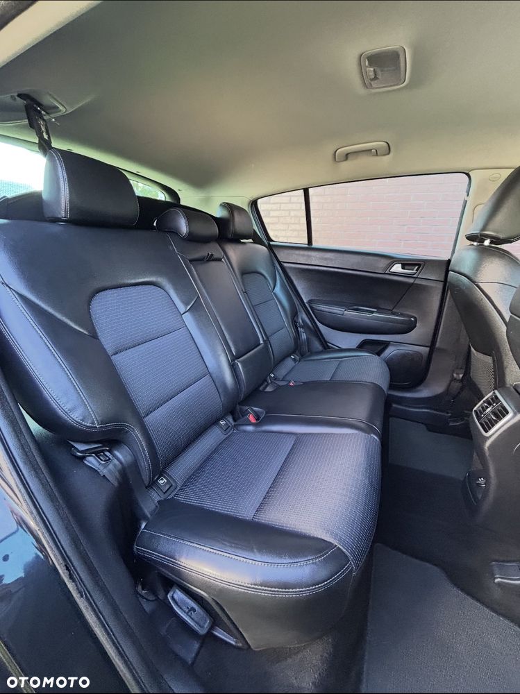 Kia Sportage 1.6 T-GDI M 4WD DCT - 10
