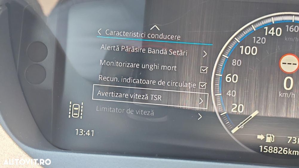 Jaguar F-Pace - 34