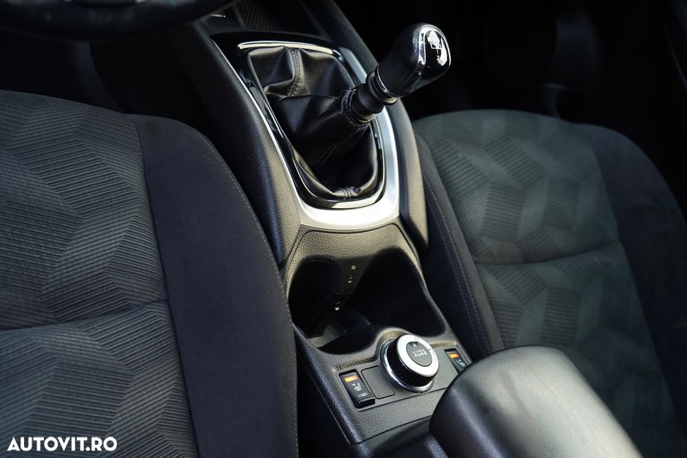 Nissan X-Trail 1.6 dCi ALL-MODE 4x4i N-Connecta - 15