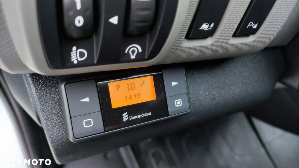 Renault Trafic - 26