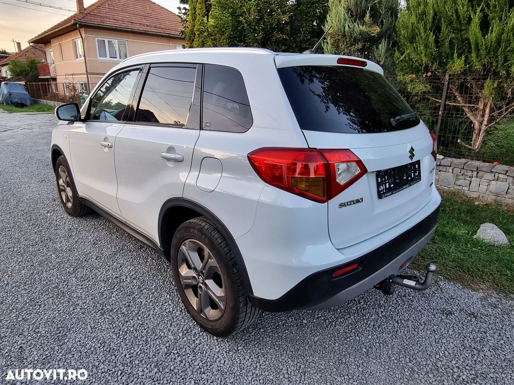Suzuki Vitara 1.6 DDIS 4X4 Luxus - 4