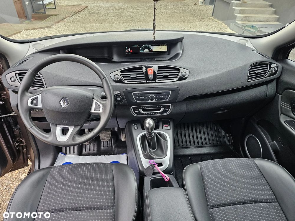 Renault Scenic - 8