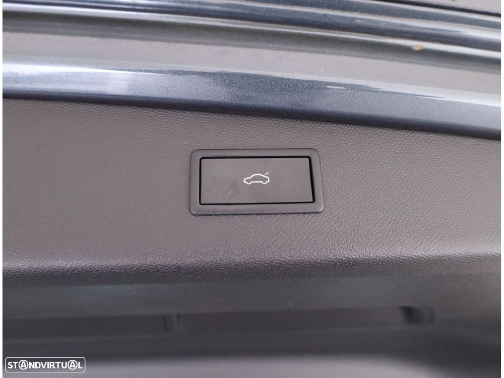 SEAT Leon ST 2.0 TDI FR DSG - 26