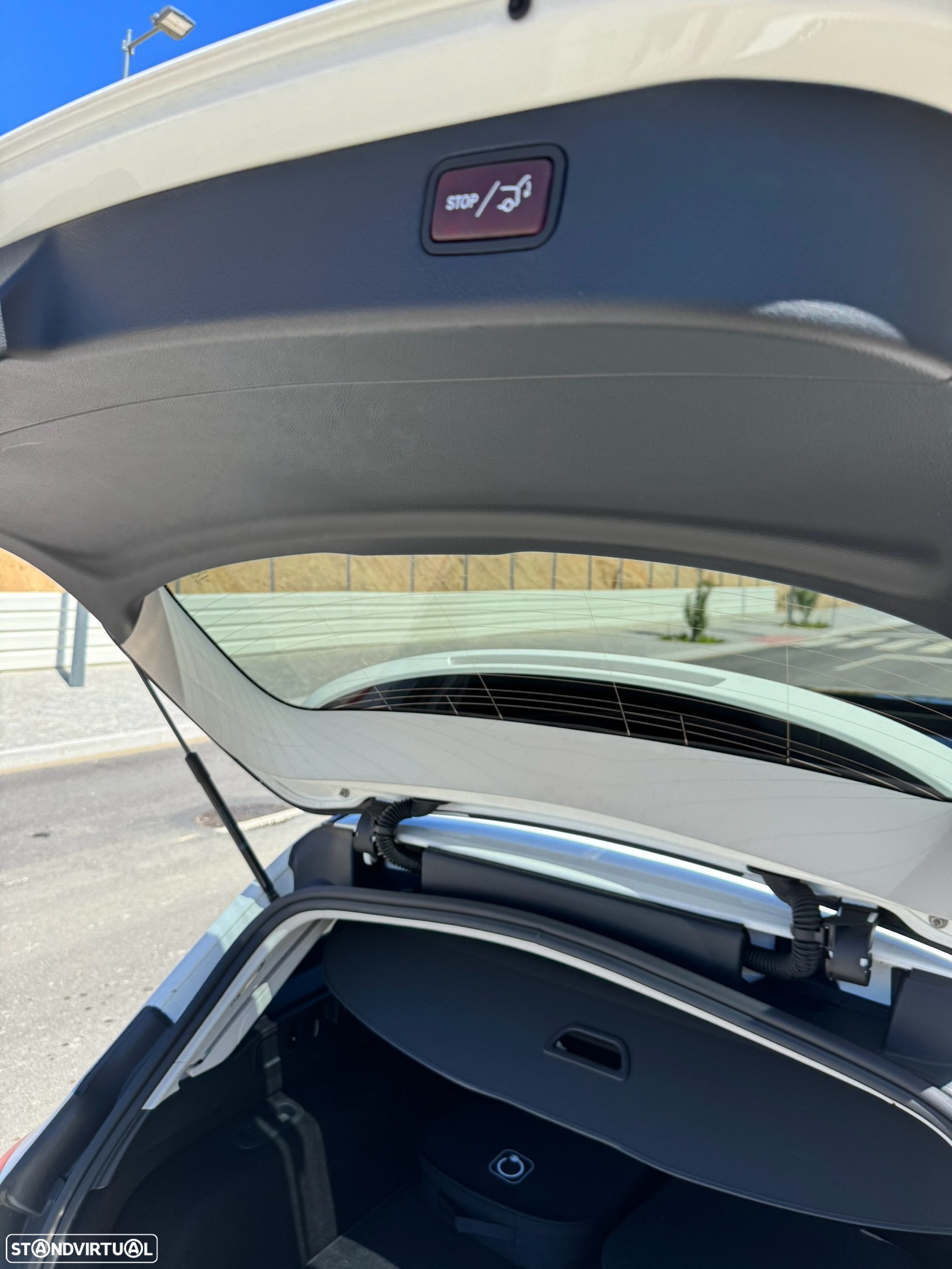 Mercedes-Benz C 300 e AMG Line - 21