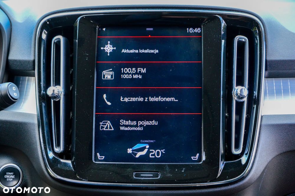 Volvo XC 40 T3 Momentum - 19